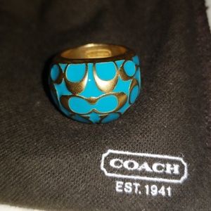 Coach Ring